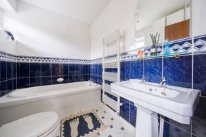 Bathroom - click for photo gallery